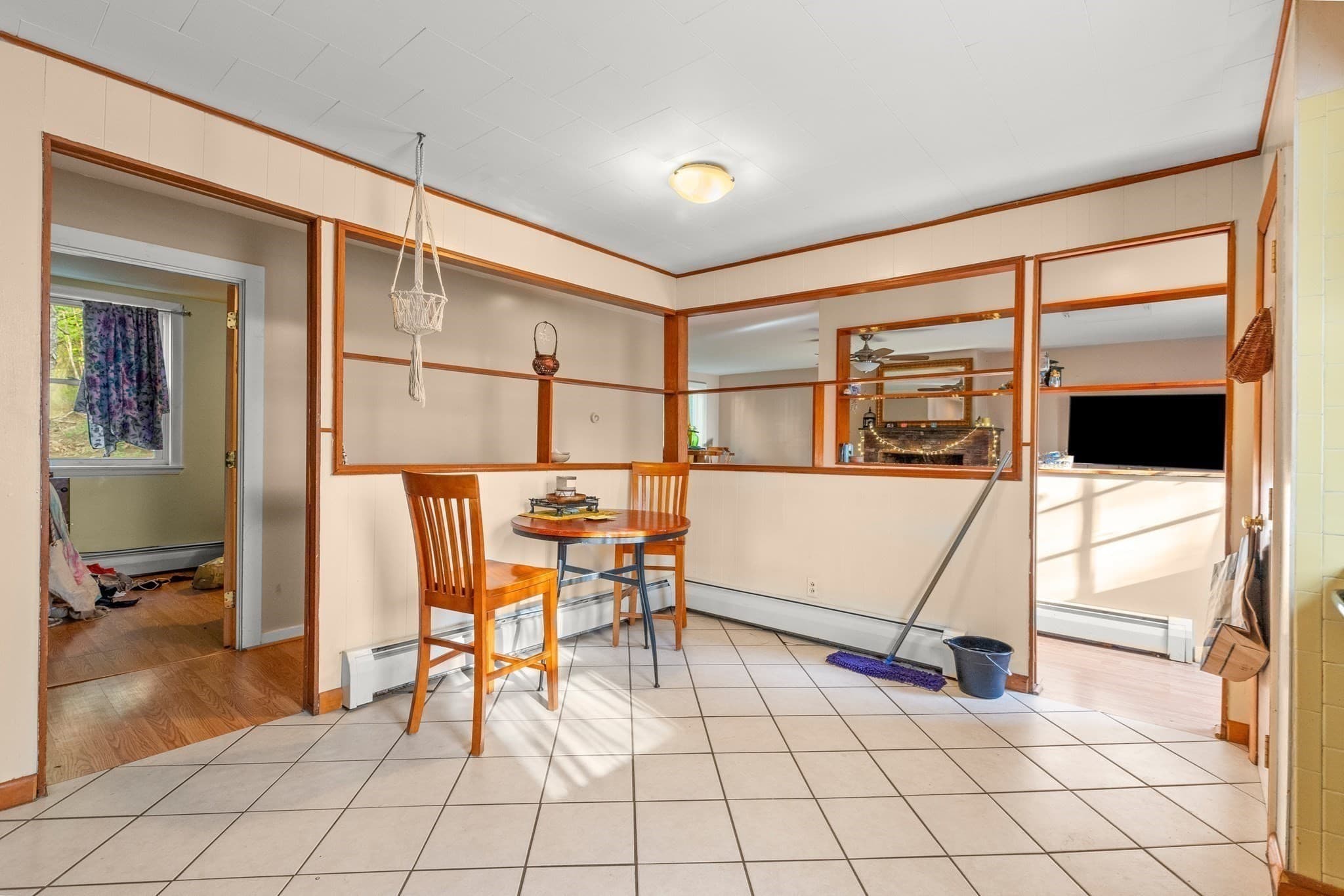 Residential at 368 Essex Ave, Gloucester MA 01930, Gloucester, photo 19 of 28