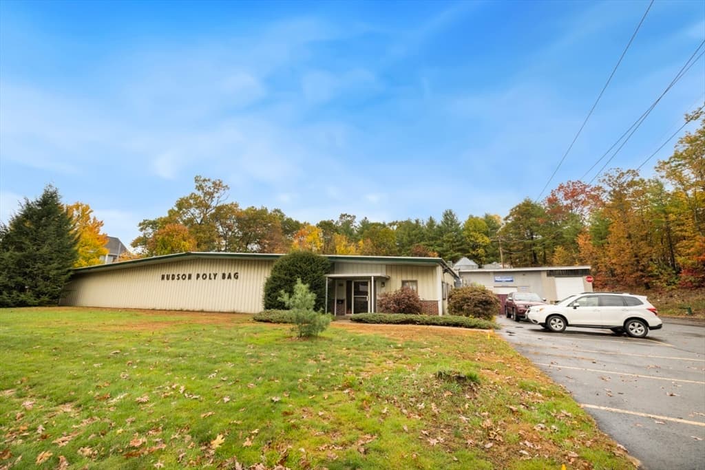 578 Main Street, Hudson MA 01749