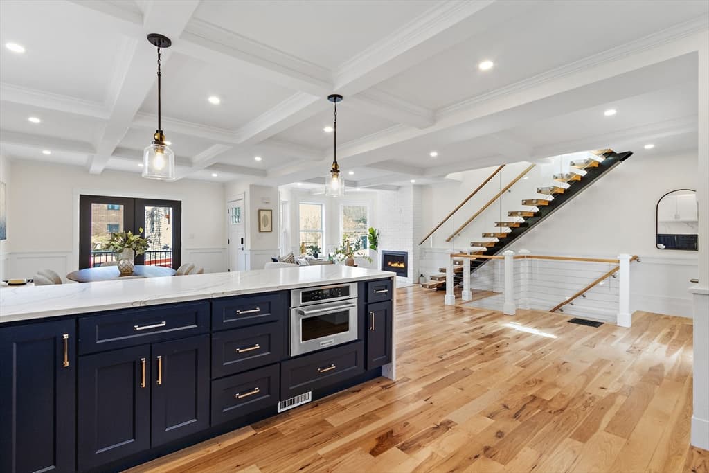 Single Family Residence at 15 Spring Hill Ter, Somerville MA 02143, photo 7 of 42
