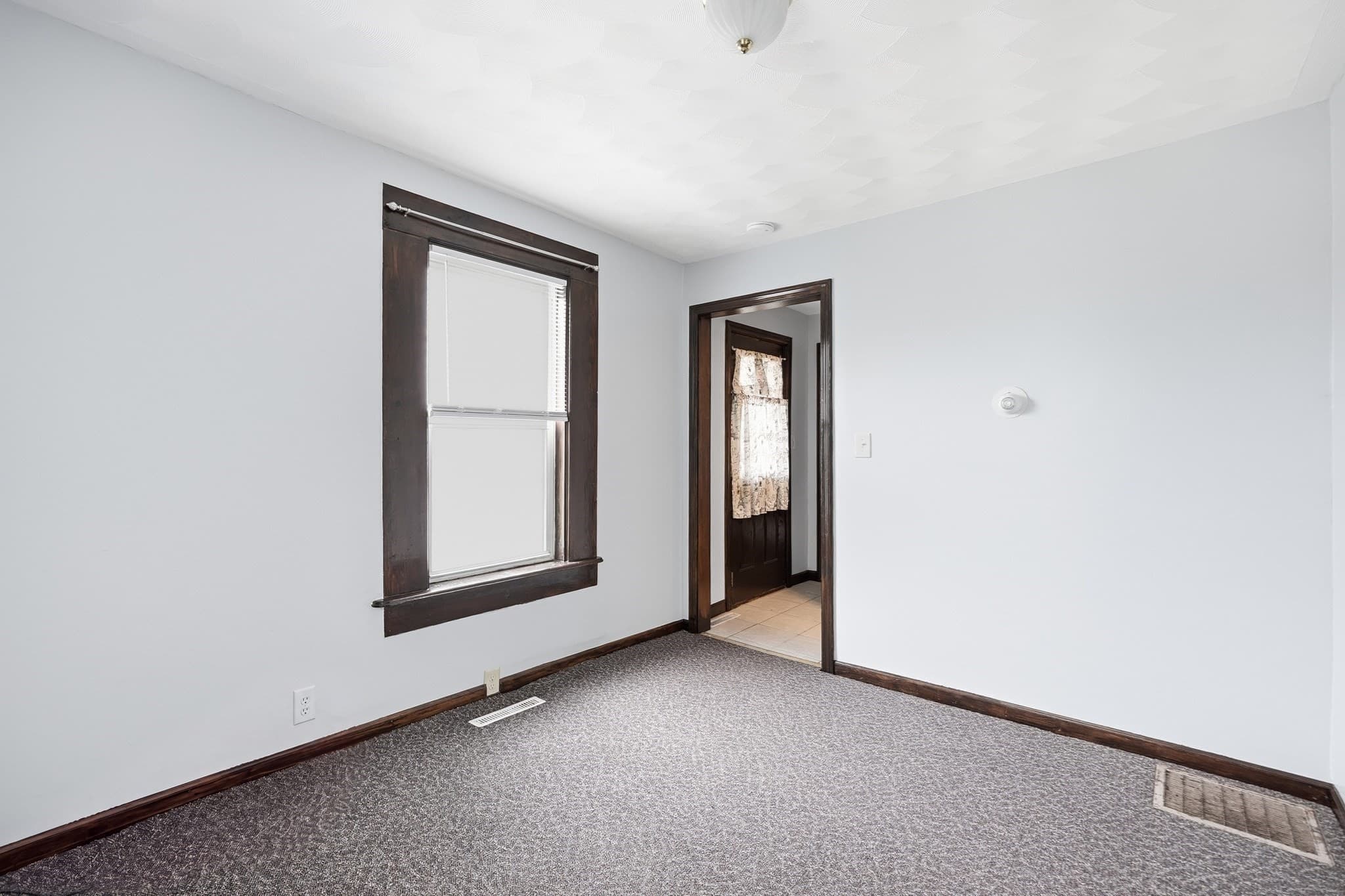 Multi Family at 295 Main, Springfield MA 01151, Springfield, photo 12 of 22