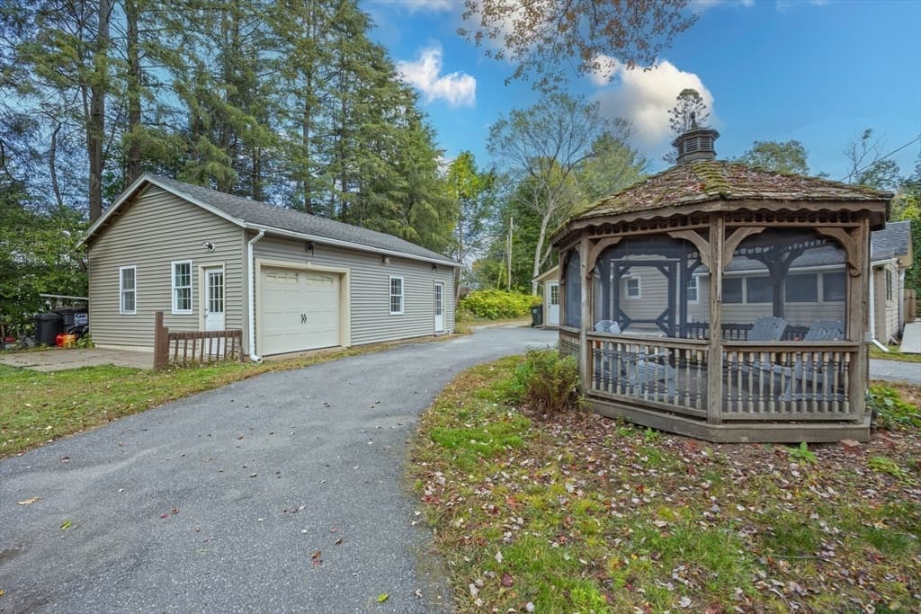 Single Family Residence at 763 Stony Hill Rd, Wilbraham MA 01095, photo 25 of 30