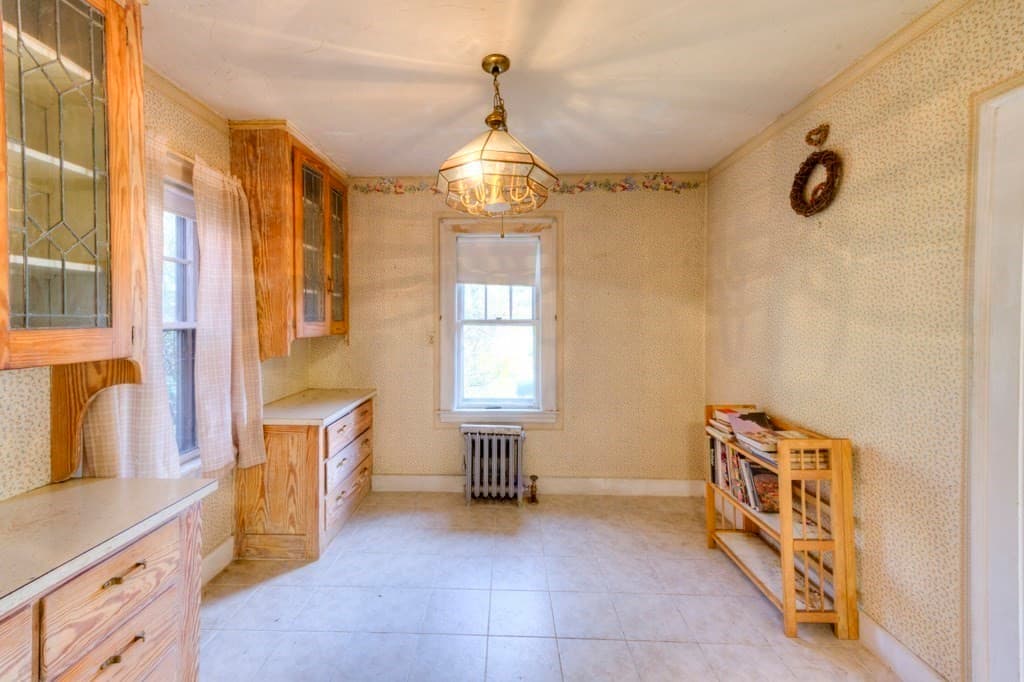 Single Family Residence at 24 Hadwen Road, Worcester MA 01602, photo 26 of 42