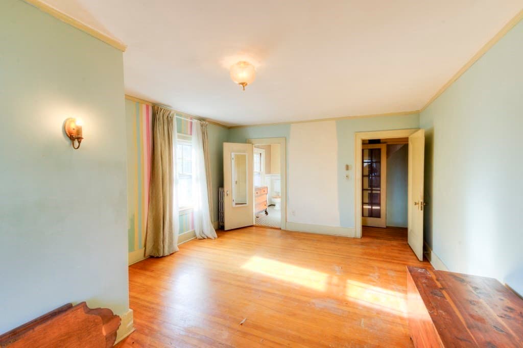 Single Family Residence at 24 Hadwen Road, Worcester MA 01602, photo 33 of 42