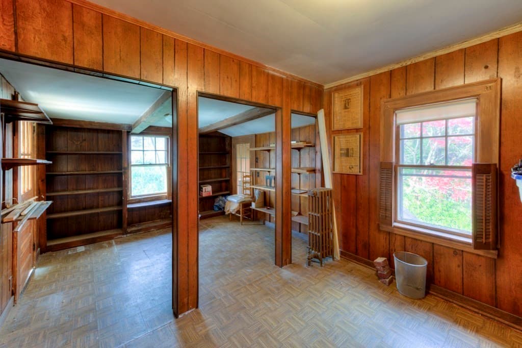 Single Family Residence at 24 Hadwen Road, Worcester MA 01602, photo 39 of 42