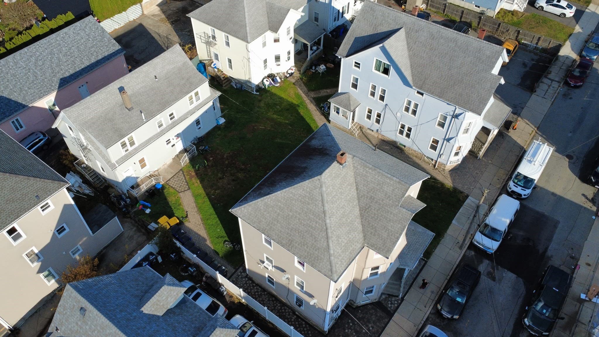 5-9 Family at 14-28 Downing St, Fall River MA 02723, photo 4 of 36
