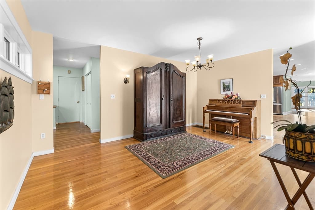 Single Family Residence at 84 Davison Dr., Lincoln MA 01773, Lincoln, photo 13 of 36