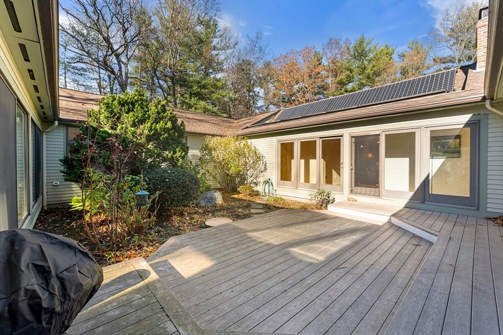 Single Family Residence at 84 Davison Dr., Lincoln MA 01773, Lincoln, photo 12 of 36