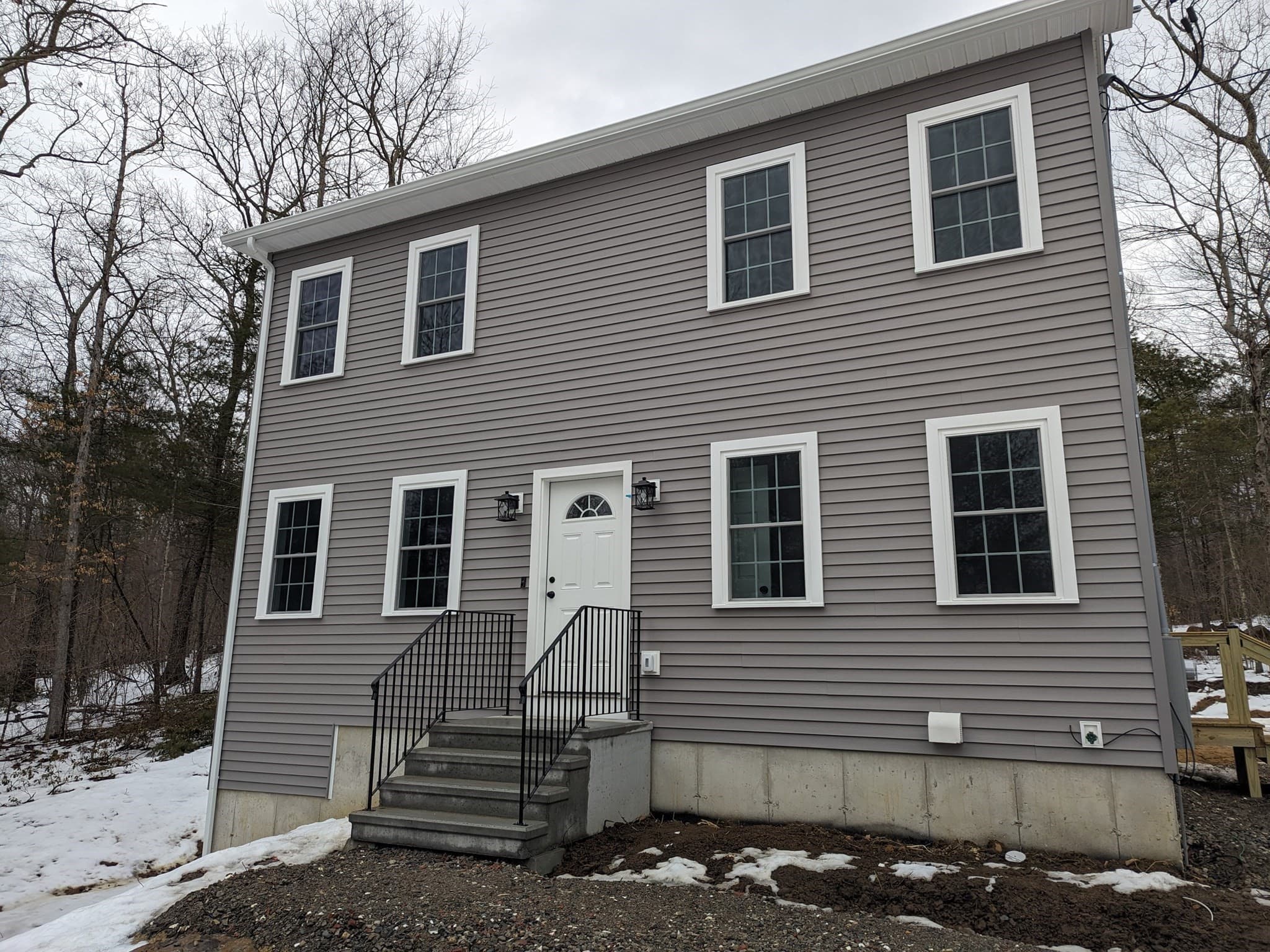514 Old County Rd., Wales MA 01081
