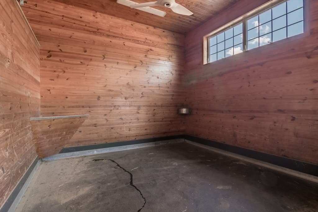 31 North, Chesterfield MA 01012 photo 6