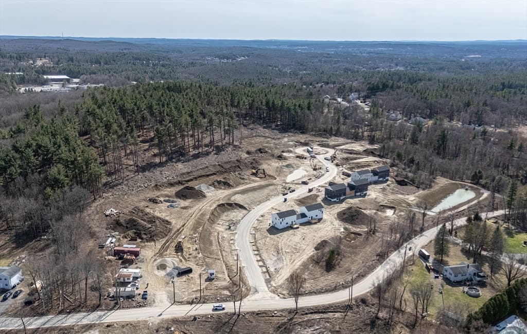 Condex at 21 Windsor Lane # B, Hudson NH 03051, Hudson, photo 28 of 28
