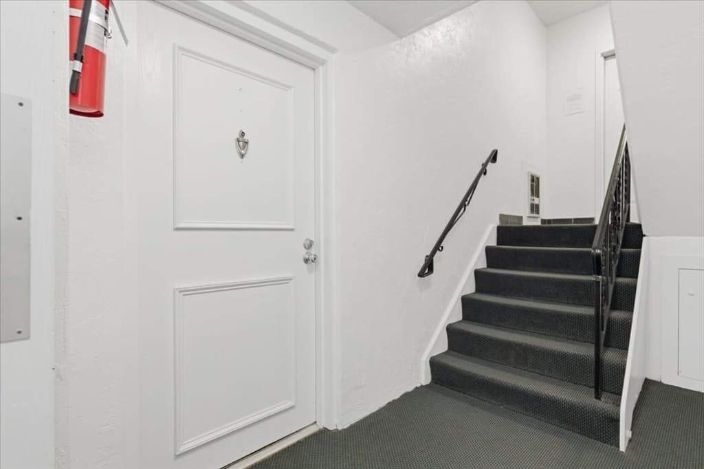 Condominium at 360 Neponset Street # 702, Canton MA 02021, Canton, photo 3 of 21
