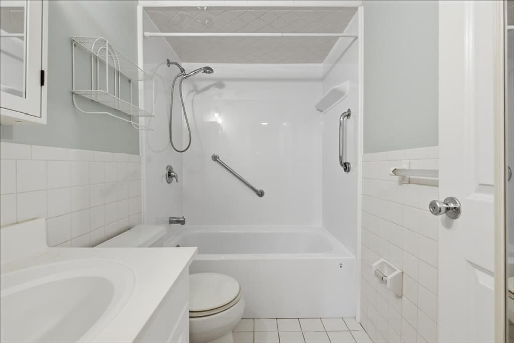 Condominium at 360 Neponset Street # 702, Canton MA 02021, Canton, photo 15 of 21