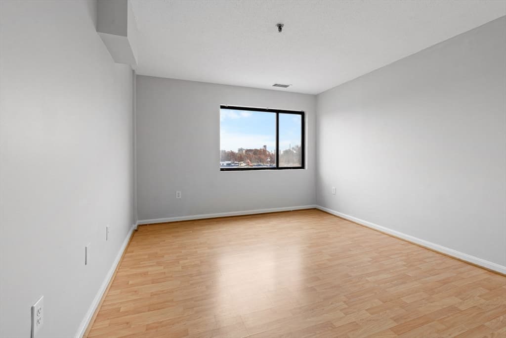 3920 Mystic Valley Pkwy # 303, Medford MA 02155 photo 11