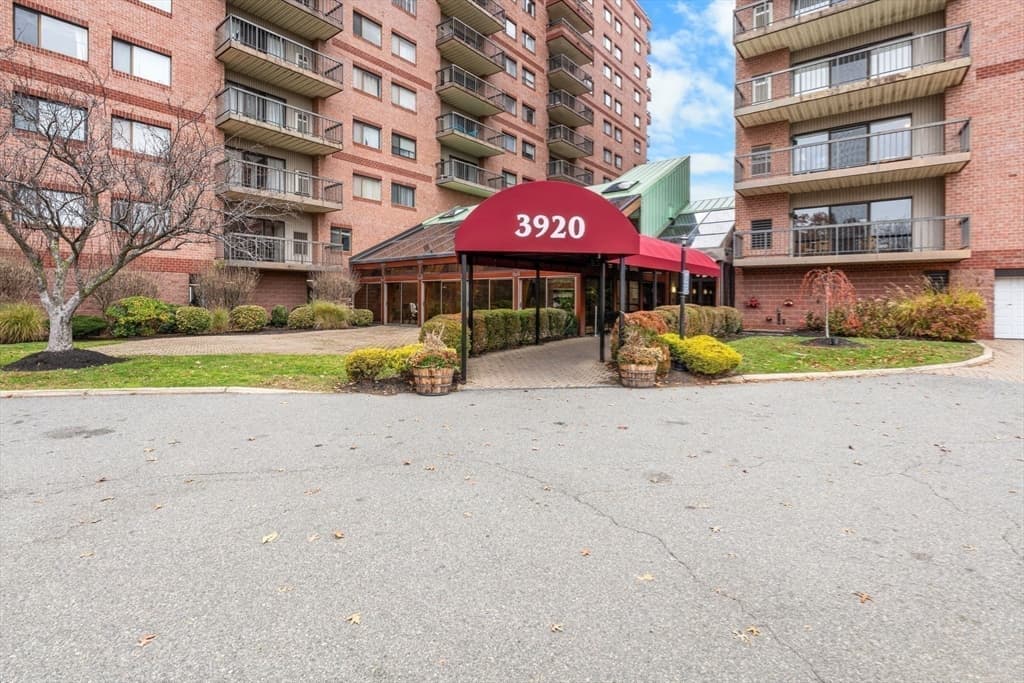 3920 Mystic Valley Pkwy # 303, Medford MA 02155 photo 31