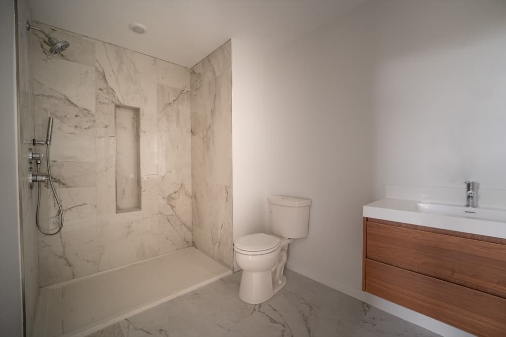 5+ Family - 5+ Units Up/Down at 13 Warwick Street, Somerville MA 02144, Somerville, photo 11 of 19