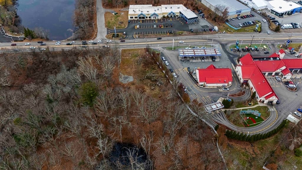 Commercial Sale at 138 Washington, Attleboro MA 02703, Attleboro, photo 3 of 5