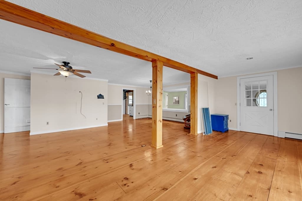 Single Family Residence at 172 Stone Rd, East Brookfield MA 01515, East Brookfield, photo 12 of 29