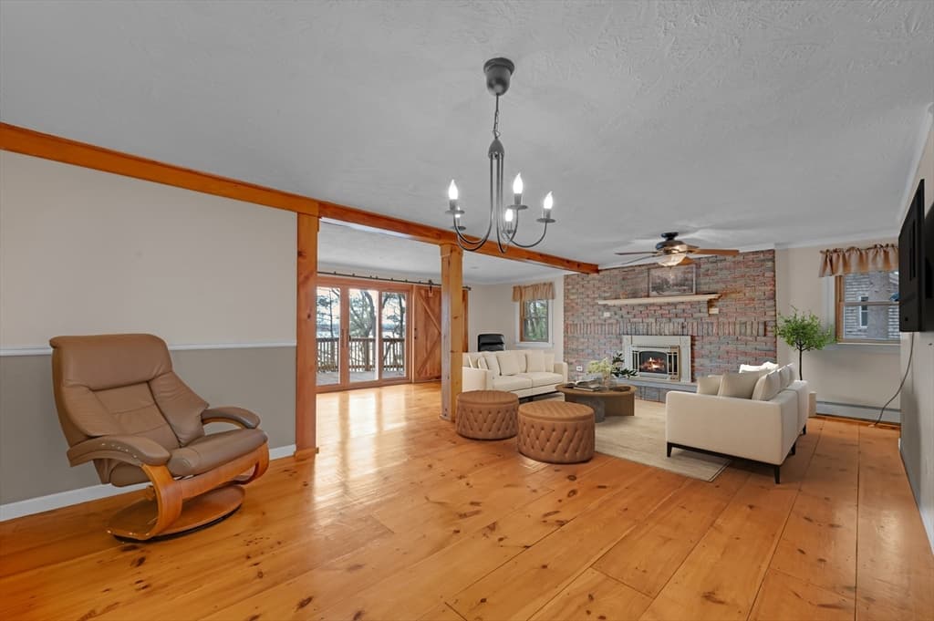 Single Family Residence at 172 Stone Rd, East Brookfield MA 01515, East Brookfield, photo 8 of 29
