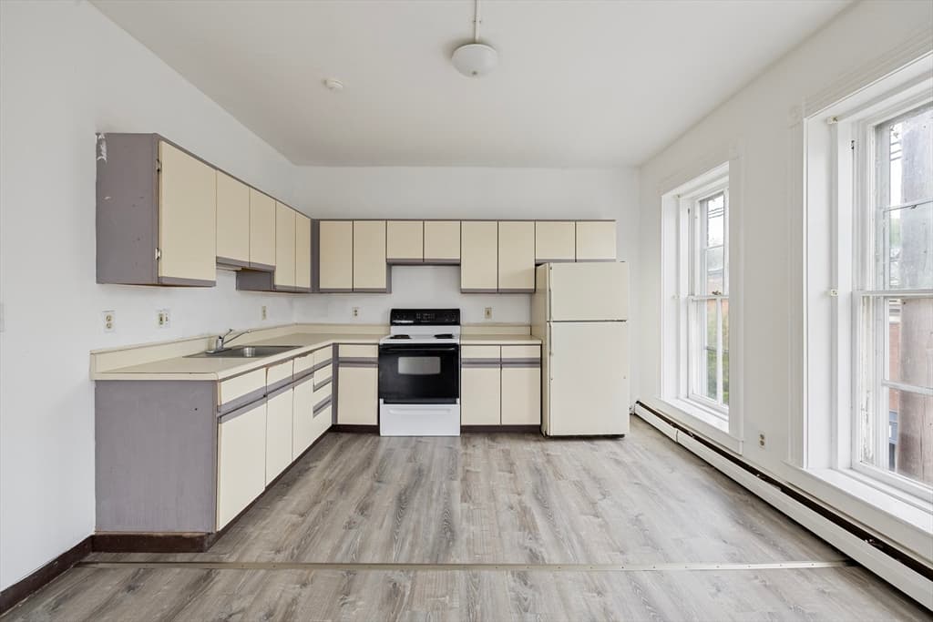 12-14 E Main St, Orange MA 01364 photo 12