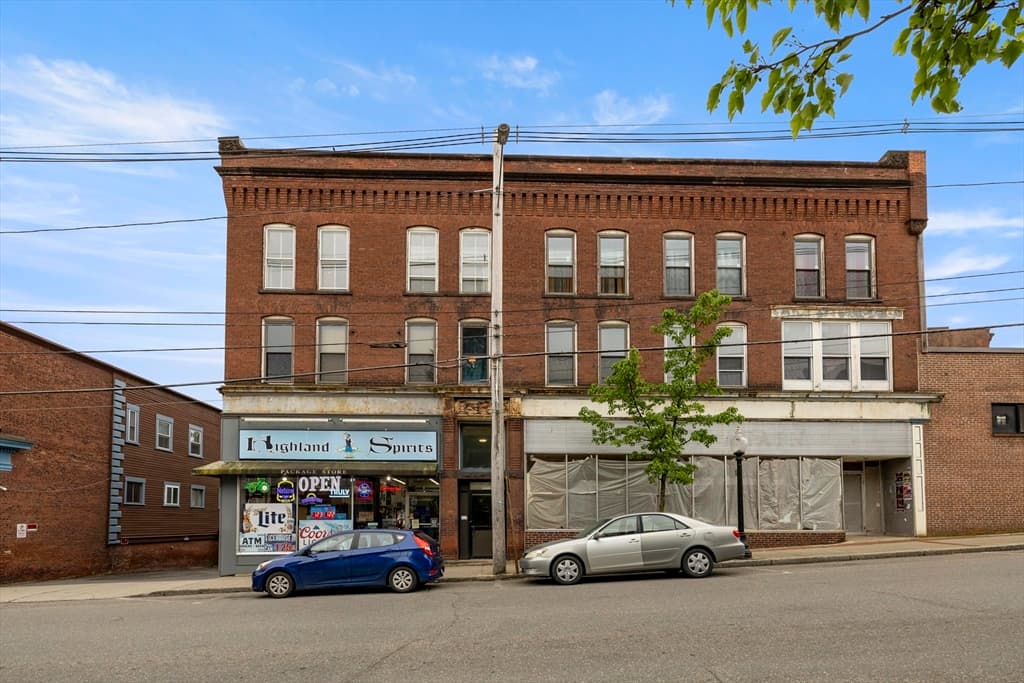12-14 E Main St, Orange MA 01364 photo 14