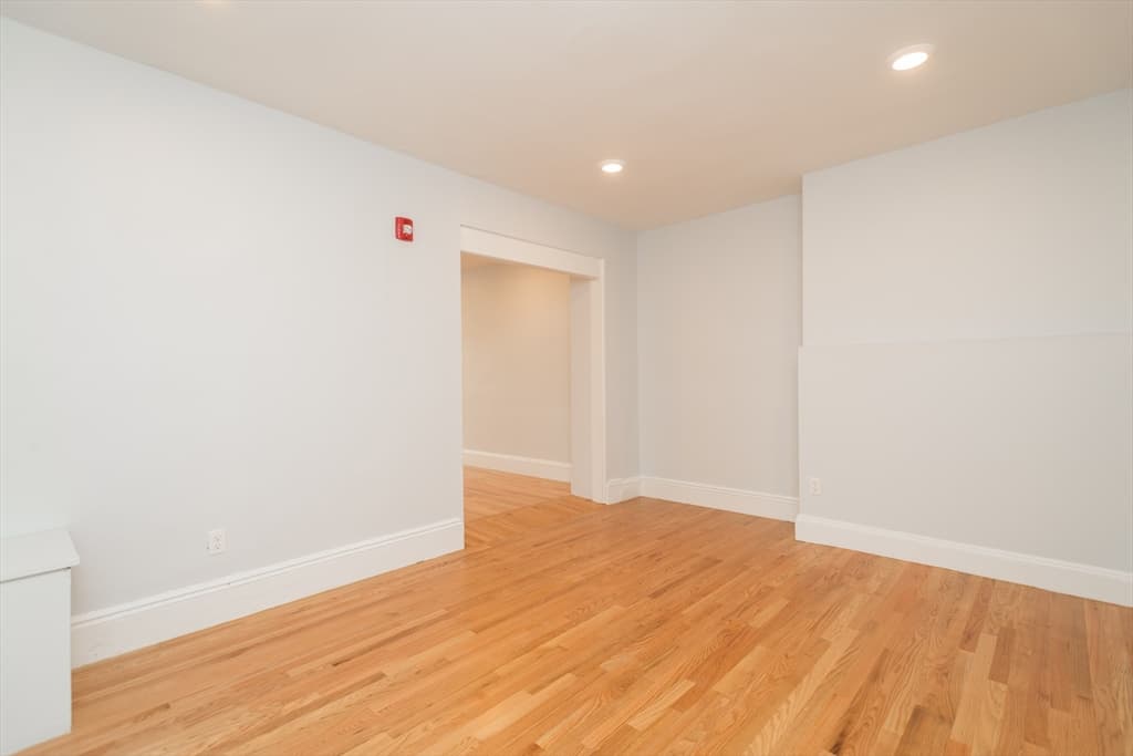 1620 Beacon Street, Brookline MA 02446 photo 12