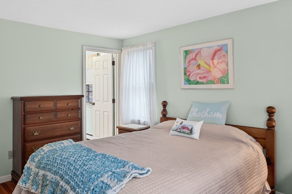 Single Family Residence at 33 Duck Marsh Ln, Chatham MA 02633, Chatham, photo 24 of 36
