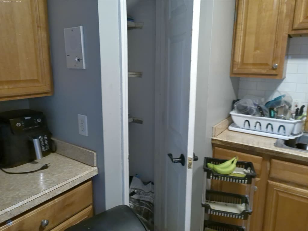 Condominium at 685 Oak Street # 1, Brockton MA 02301, Brockton, photo 21 of 31