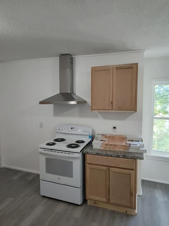 2 Family - 2 Units Up/Down at 17 Wallace Pl, Pittsfield MA 01201, Pittsfield, photo 12 of 13
