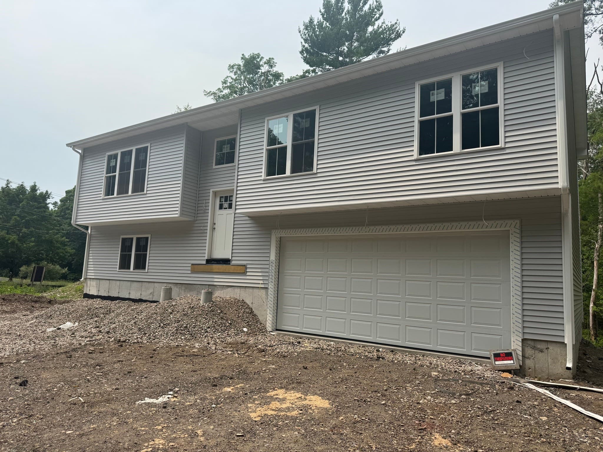 Single Family Residence at 20 Mine Brook Road, Rehoboth MA 02769, photo 2 of 3