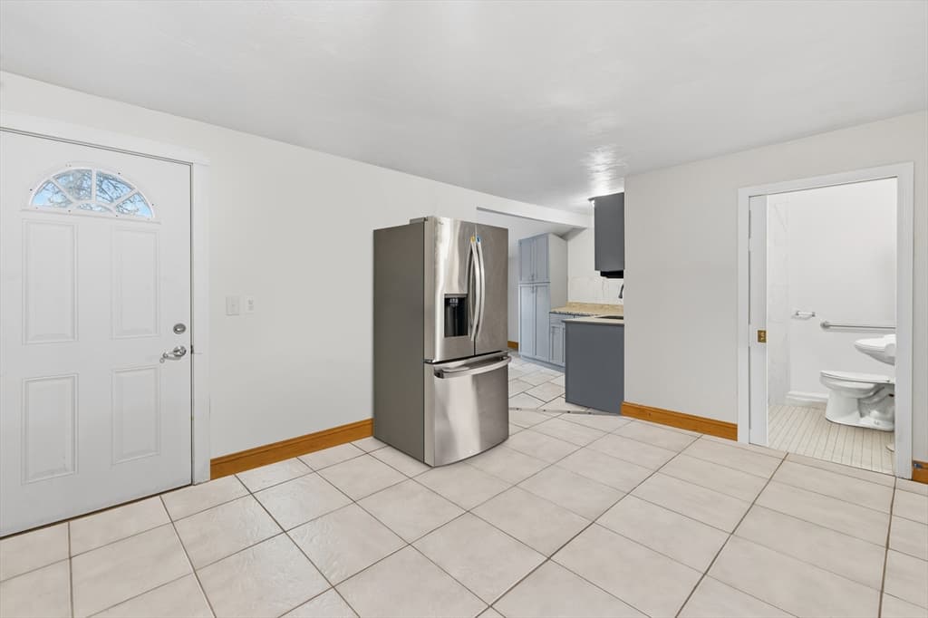 Single Family Residence at 56 N Warren Ave, Brockton MA 02301, photo 11 of 26
