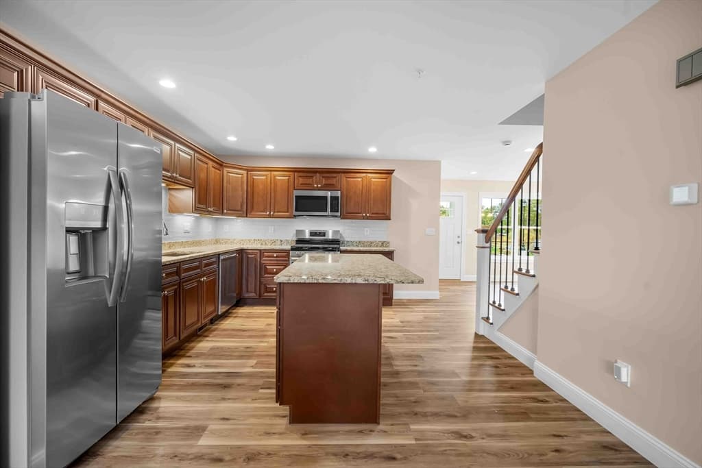 4 Sabrina Way # F, Agawam MA 01001 photo 8