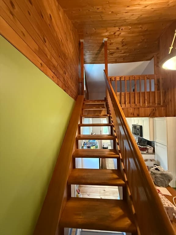 Single Family Residence at 137 Deer Bay Rd, Ashby MA 01431, Ashby, photo 12 of 21