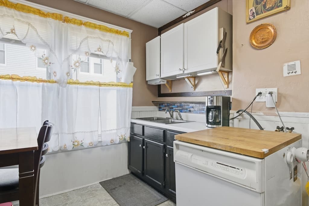 Commercial Sale at 17 Fairbanks Street, Worcester MA 01610, Worcester, photo 11 of 40