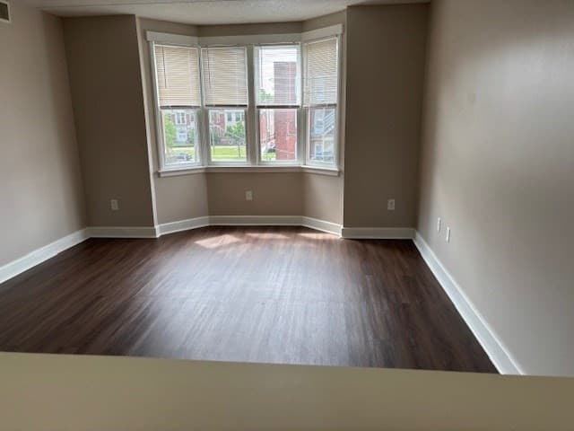34 Sumner Ave # 402, Springfield MA 01108 photo 3