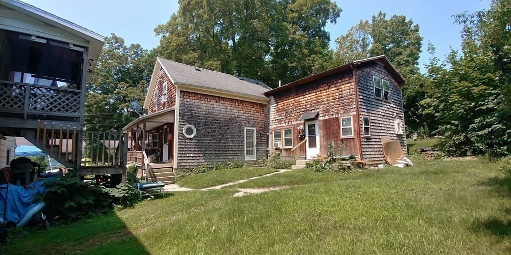 5-9 Family at 23-27 West St, Ware MA 01082, Ware, photo 6 of 8