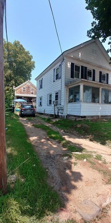 5-9 Family at 23-27 West St, Ware MA 01082, Ware, photo 4 of 8