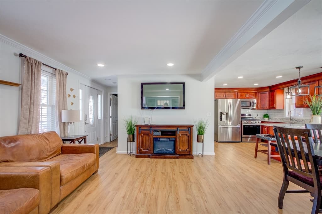 Single Family Residence at 66 Victoria Ln, Templeton MA 01468, Templeton, photo 25 of 33