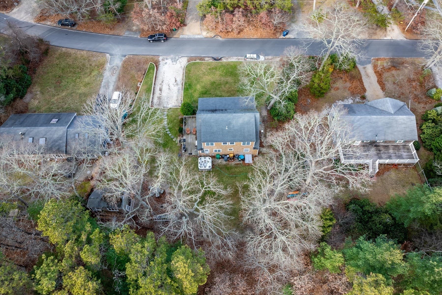 Single Family Residence at 116 Franklin Ter, Tisbury MA 02568, photo 32 of 38