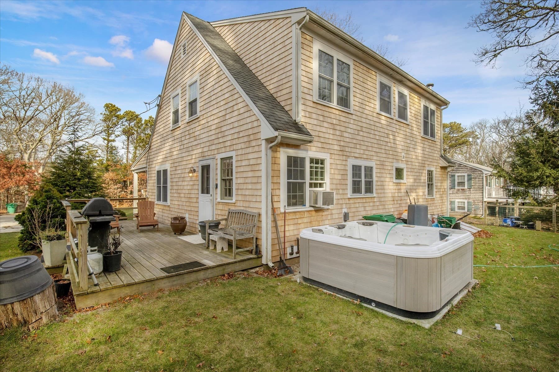 Single Family Residence at 116 Franklin Ter, Tisbury MA 02568, photo 28 of 38