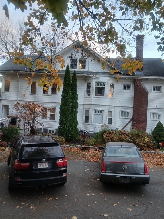 3 Family at 156 Summer St, Fitchburg MA 01420, photo 6 of 36