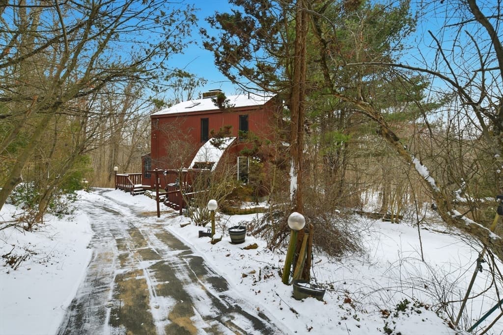 Single Family Residence at 190 Dunhamtown Palmer Rd, Brimfield MA 01010, Brimfield, photo 40 of 41