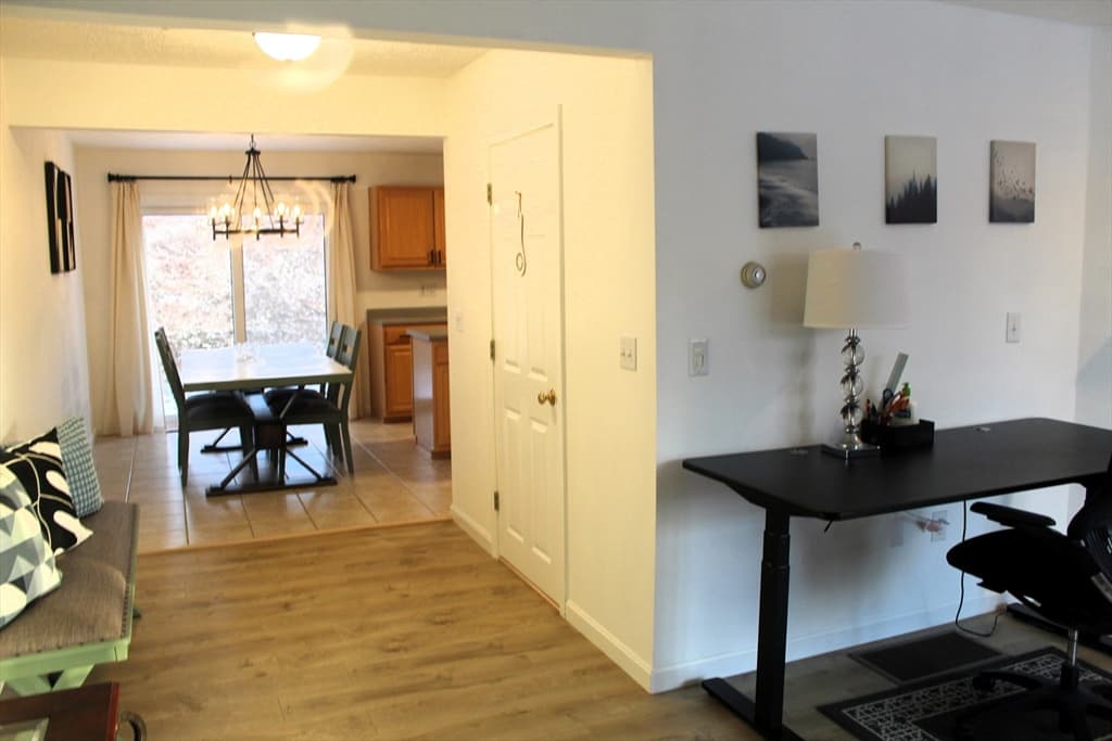 Condominium at 38 Georgetown Drive # 38, Nashua NH 03062, Nashua, photo 10 of 26
