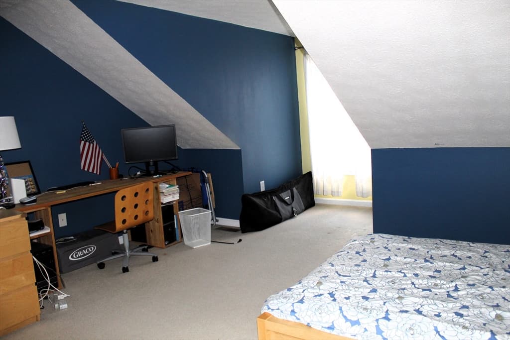 Condominium at 38 Georgetown Drive # 38, Nashua NH 03062, Nashua, photo 19 of 26