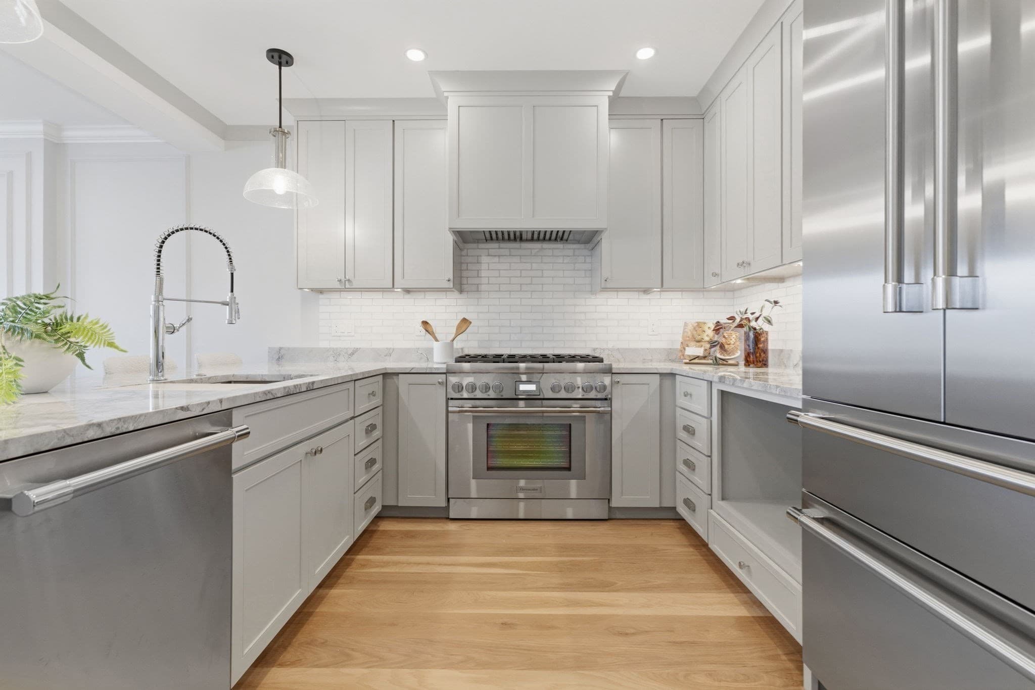 Condominium at 33 Chestnut St # 2, Andover MA 01810, photo 6 of 28