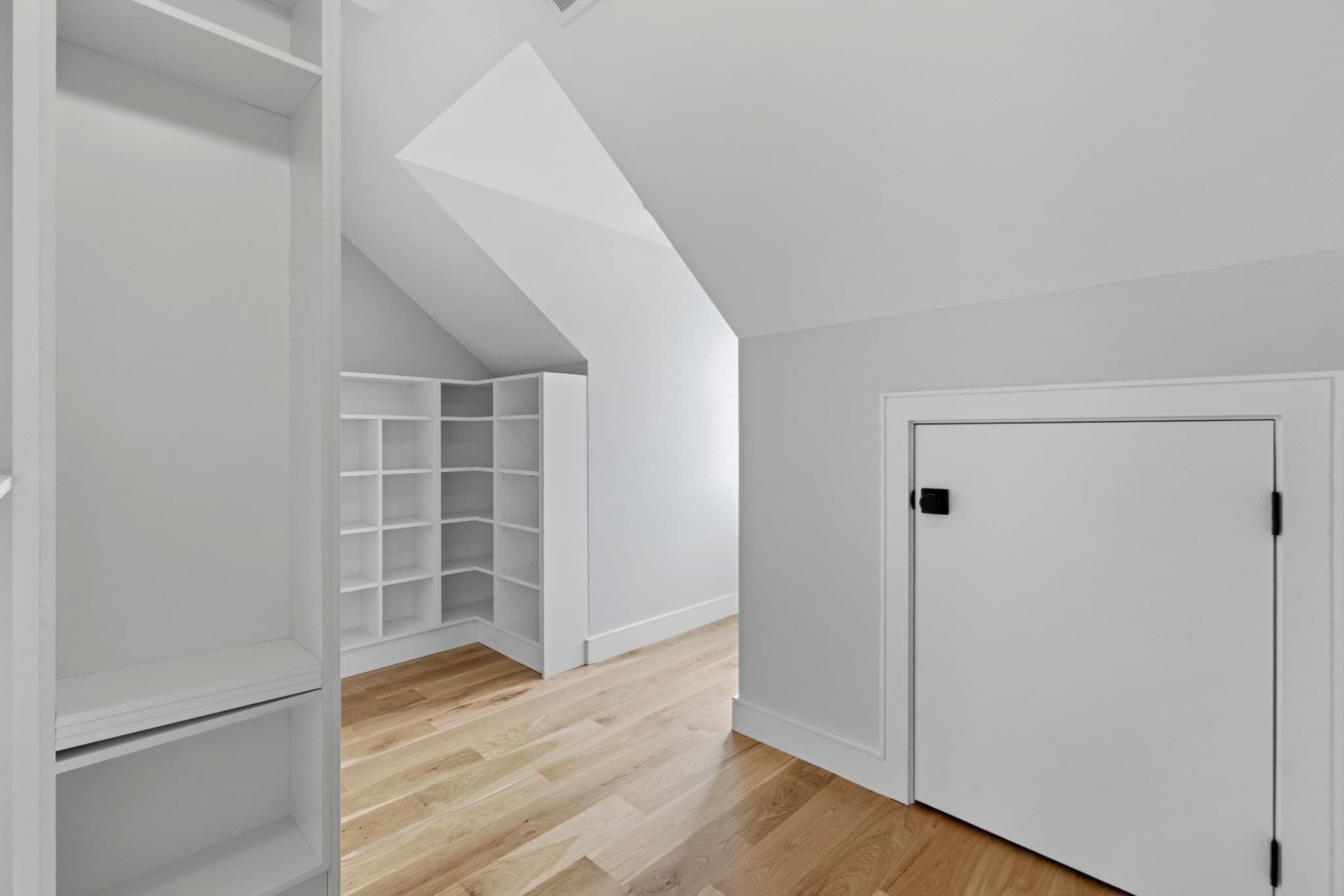 Condominium at 33 Chestnut St # 2, Andover MA 01810, photo 18 of 28