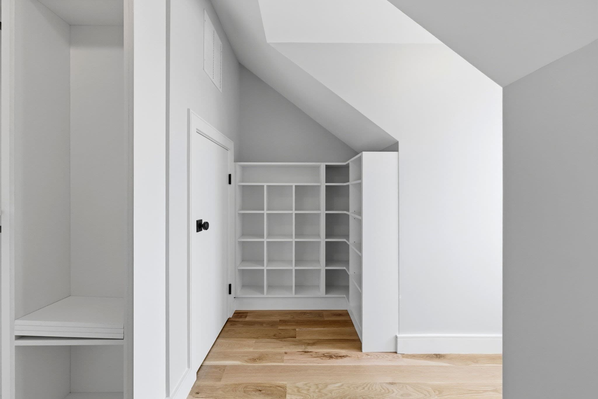 Condominium at 33 Chestnut St # 2, Andover MA 01810, photo 19 of 28