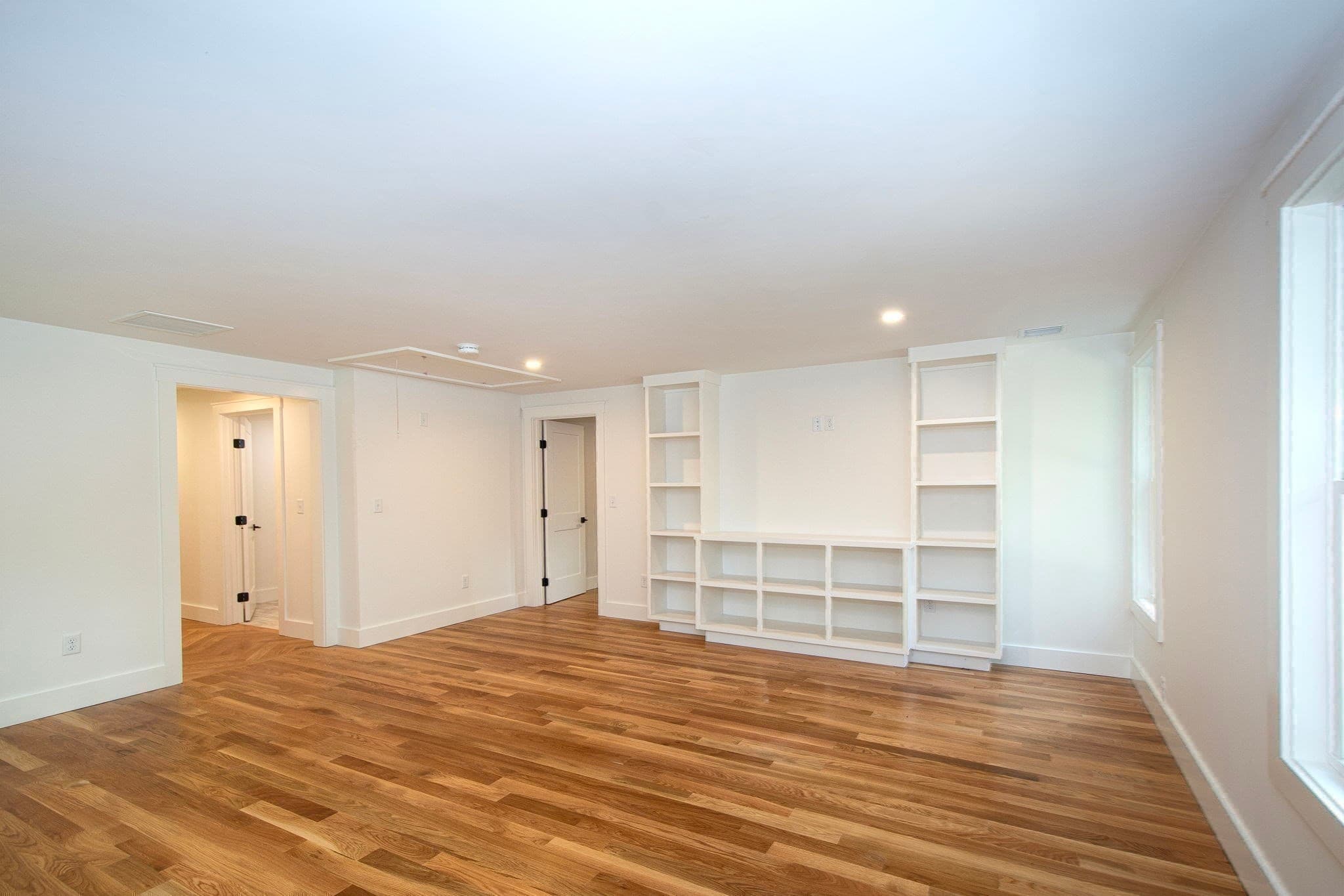 Single Family Residence at 10 Popes Lane, Hingham MA 02043, photo 17 of 42