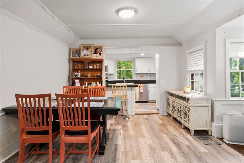 Single Family Residence at 324 Sandwich St, Plymouth MA 02360, photo 12 of 38