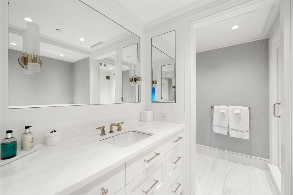 2 Commonwealth Avenue, Boston MA 02116 photo 32