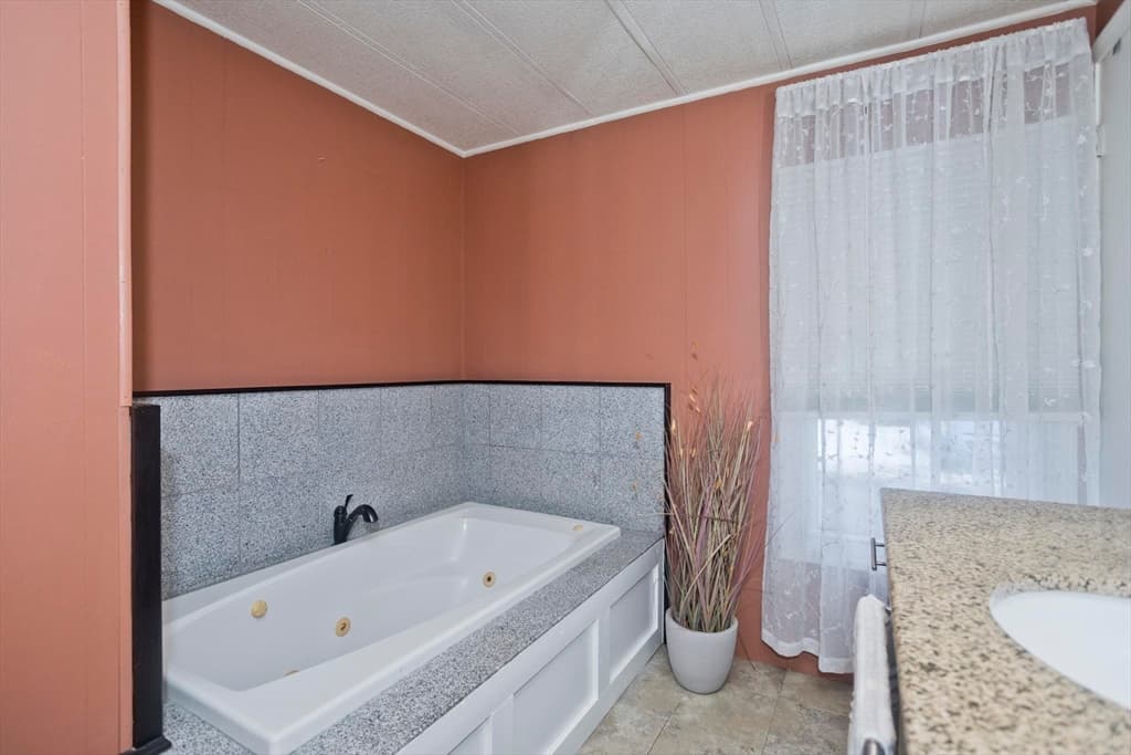 93 Grochmal Avenue # 12, Springfield MA 01151 photo 16